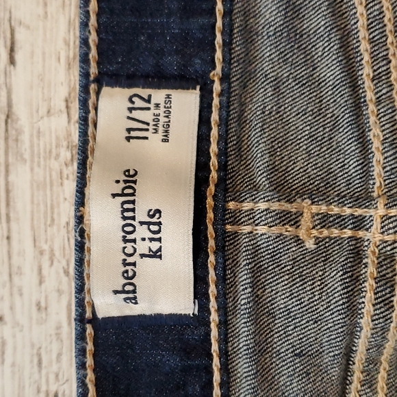 Girls Abercrombie kids Denim Skirt Size 11/12 - Picture 4 of 5